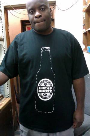 Printed T-Shirt worn by Earl